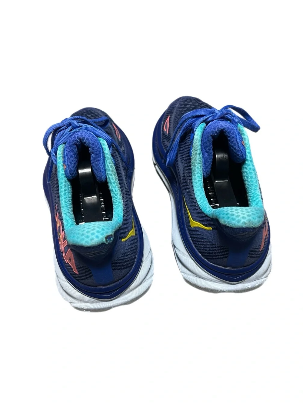 Hoka women’s clifton